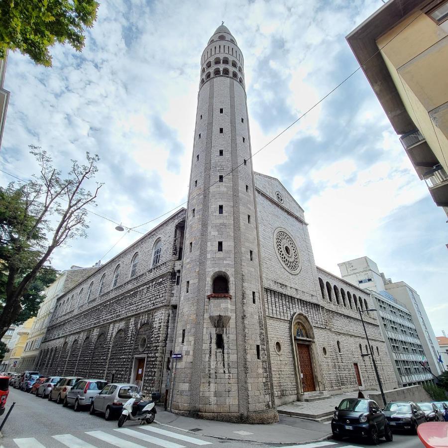 B&B Excelsior Trieste Luaran gambar
